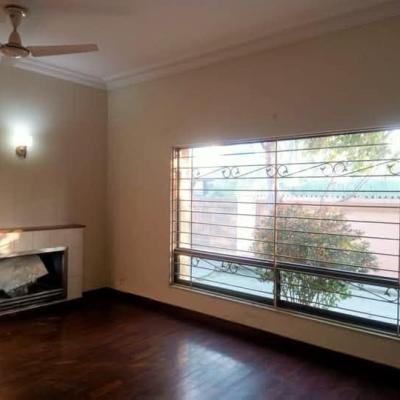 1 Kanal House For Sale In Hot Location Of DHA Phase 5 E Block