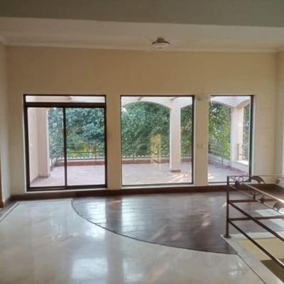 1 Kanal House For Sale In Hot Location Of DHA Phase 5 E Block