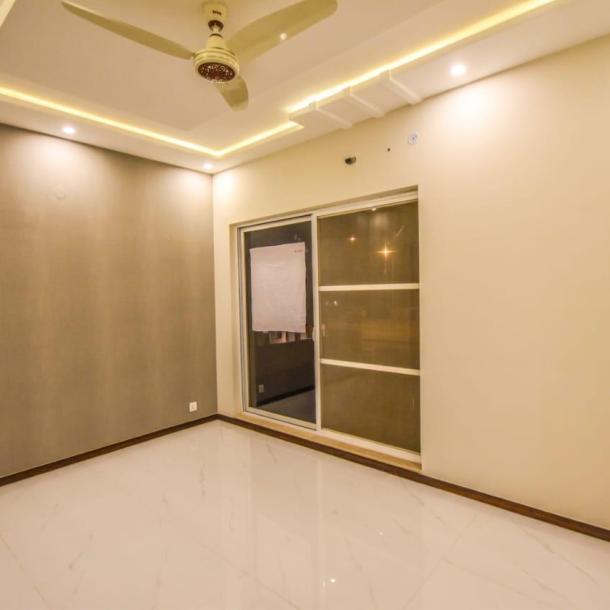 Luxurious 10 Marla House for Sale in DHA Phase 9 Town, Lahore Near Main Boulevard, Commercial Area, Schools, Parks, and Mosques-27