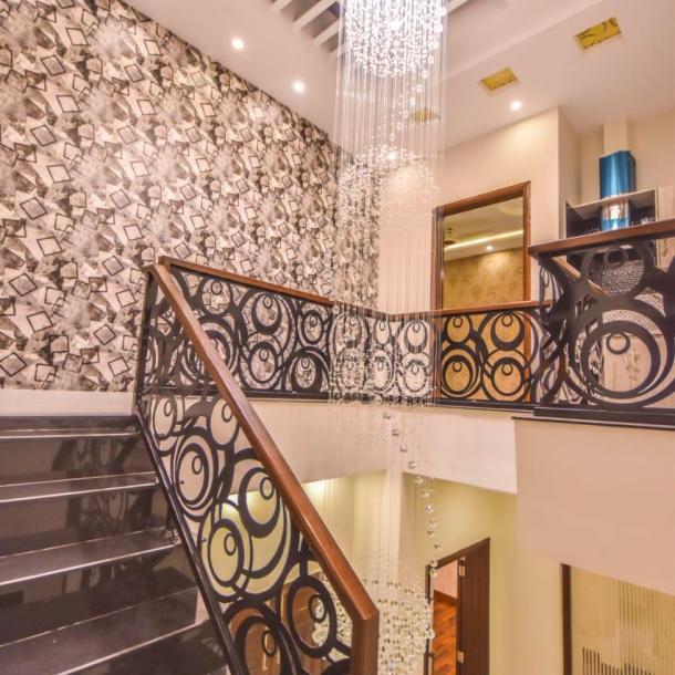 Luxurious 10 Marla House for Sale in DHA Phase 9 Town, Lahore Near Main Boulevard, Commercial Area, Schools, Parks, and Mosques-16