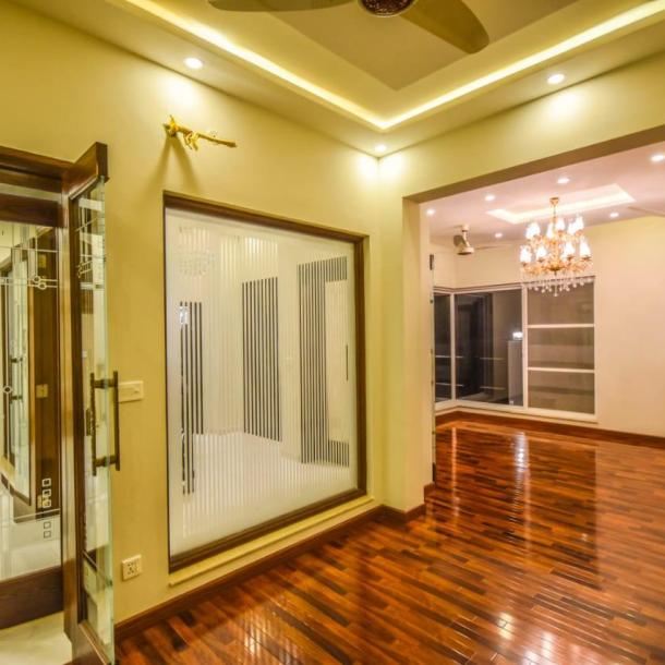 Luxurious 10 Marla House for Sale in DHA Phase 9 Town, Lahore Near Main Boulevard, Commercial Area, Schools, Parks, and Mosques-10