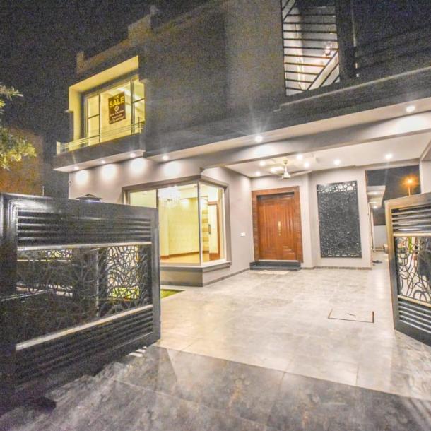 Luxurious 10 Marla House for Sale in DHA Phase 9 Town, Lahore Near Main Boulevard, Commercial Area, Schools, Parks, and Mosques-1