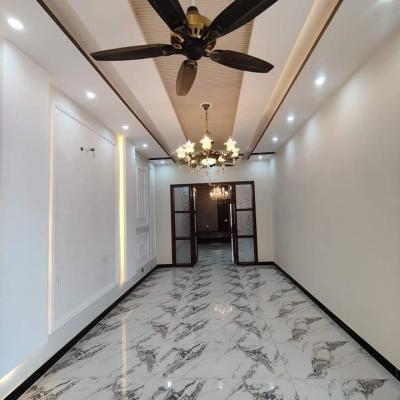 Luxurious 10 Marla House for Sale in Lake City Lahore