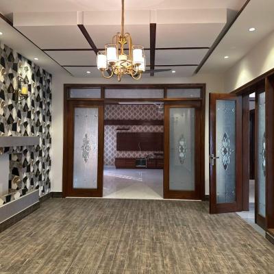 1-Kanal Brand New Master Piece Mention at Super hot Location.