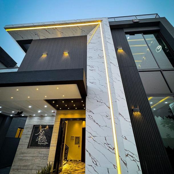 10 Marla House For Sale in DHA Phase 7, Lahore Pakistan-1