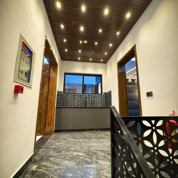 10 Marla House For Sale in DHA Phase 7, Lahore Pakistan-16