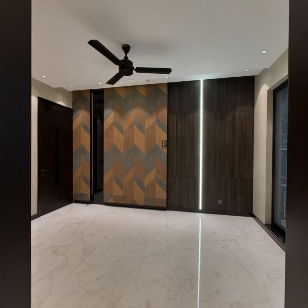 1 kanal Full Basement Modern House For sale in DHA Lahore Pakistan-11