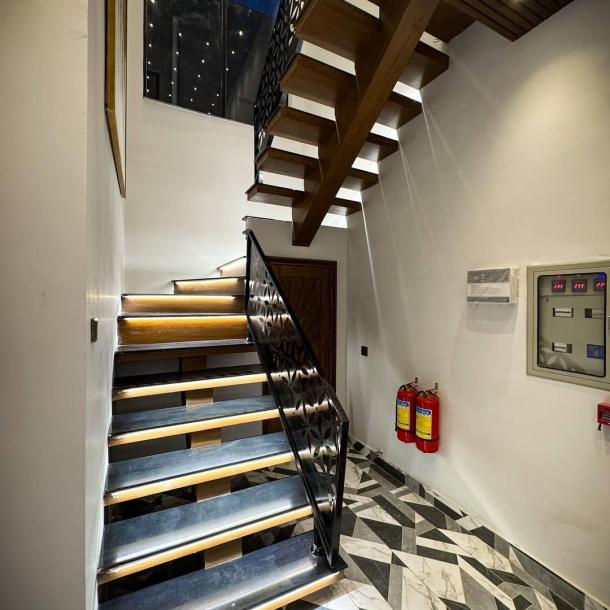 10 Marla House For Sale in DHA Phase 7, Lahore Pakistan-3