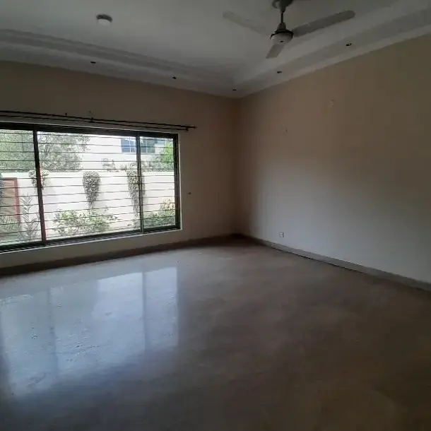 1 Kanal House Available For Rent in DHA Phase-5 Block-G-21