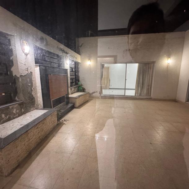 1 kanal portion for Rent in Phase 5 DHA Lahore-9