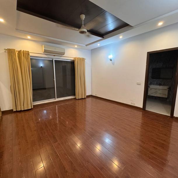 1 kanal portion for Rent in Phase 5 DHA Lahore-5