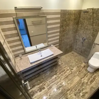 Beautiful 10 Marla Lower Portion House Available For Rent In DHA Phase 6 Lahore.-5