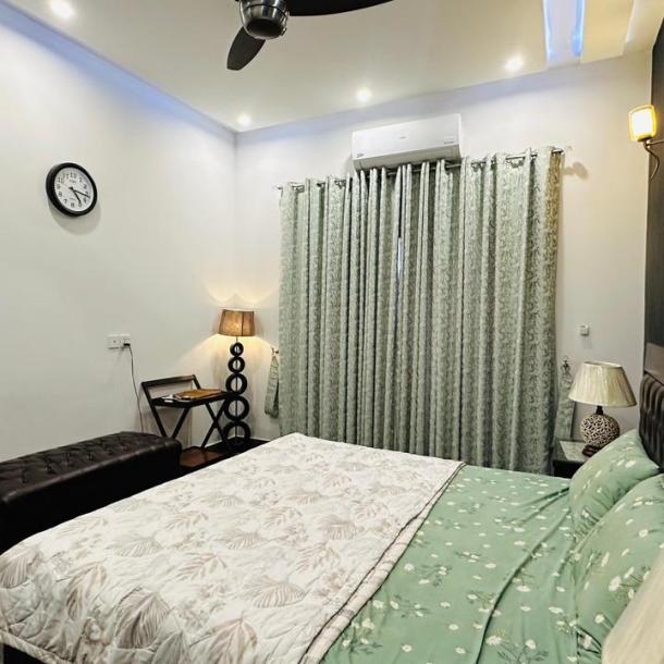 Modern 10 Marla House Available For Rent In DHA Phase 7 Lahore-22