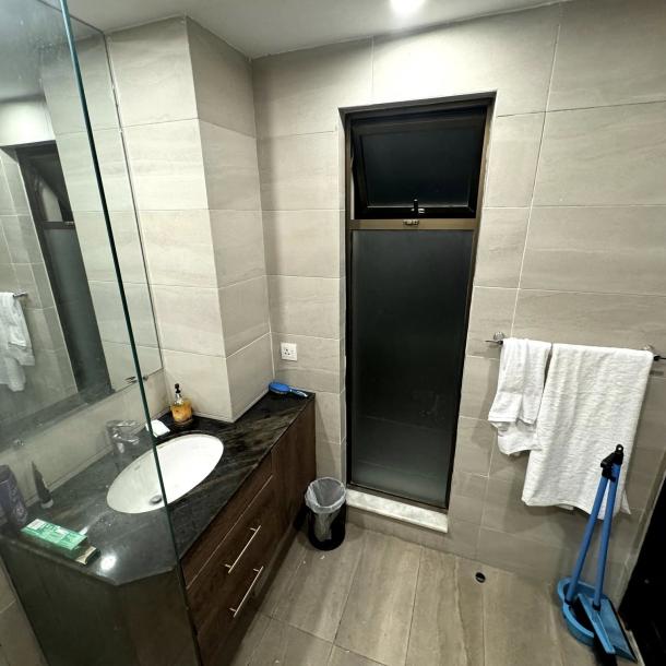 Full Furnished 1 Bedroom Luxury Apartment In Gulberg Phase 3 Lahore-5