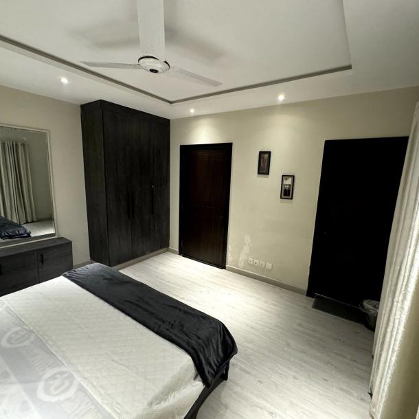 Full Furnished 1 Bedroom Luxury Apartment In Gulberg Phase 3 Lahore-12