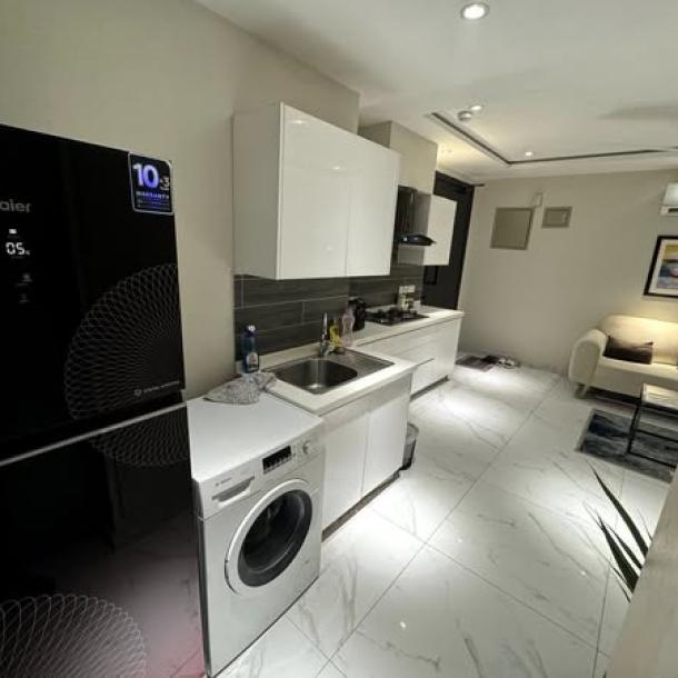 Full Furnished 1 Bedroom Luxury Apartment In Gulberg Phase 3 Lahore-1