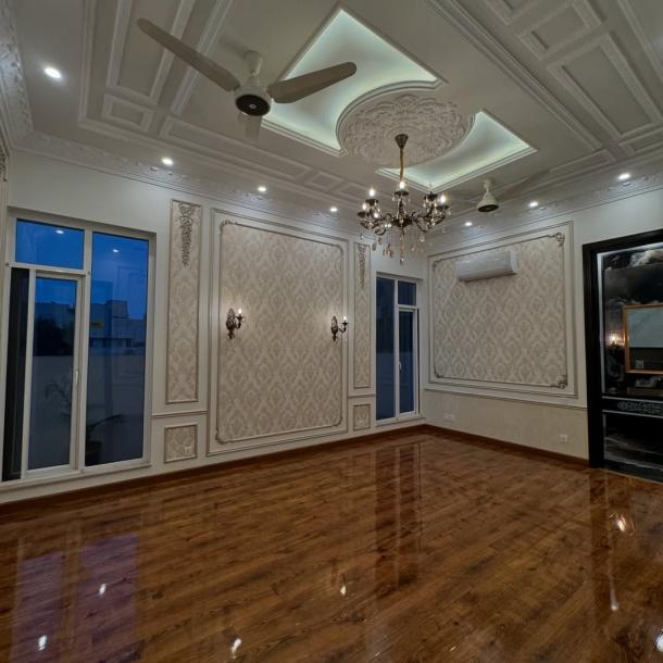 1 kanal Luxury Spanish House For sale in DHA Phase 7, Lahore-8