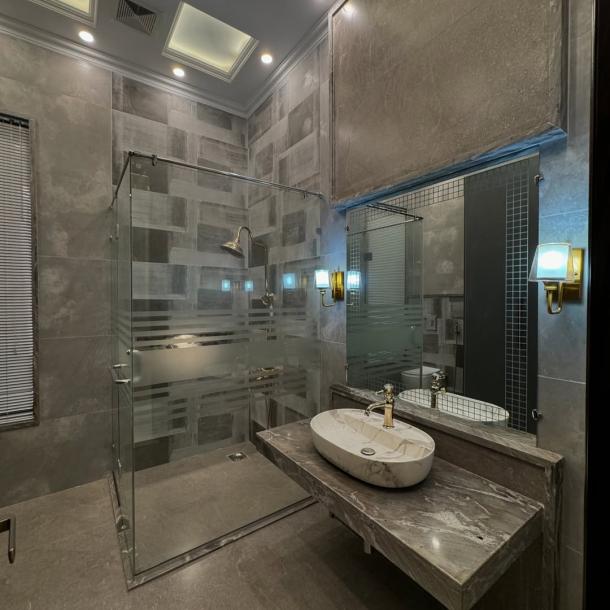 1 kanal Luxury Spanish House For sale in DHA Phase 7, Lahore-16