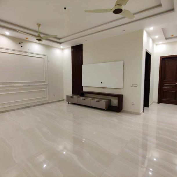 Stylish Upper Portion with Lawn DHA Phase 8 Lahore-7