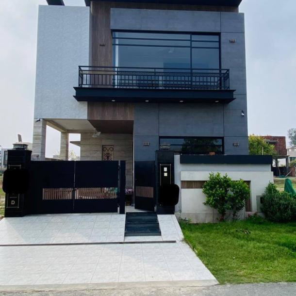 5 Marla Rental House – Prime Location in DHA 9 Town Lahore-1