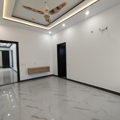 1 Kanal Brand New Upper Portion Available For Rent In Dha Phase 7 Lahore