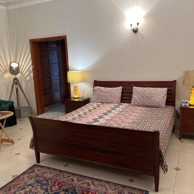 For Rent 1 Kanal Upper Portion Fully Furnished House in DHA Phase 5 Near Jalal Sons Market-10