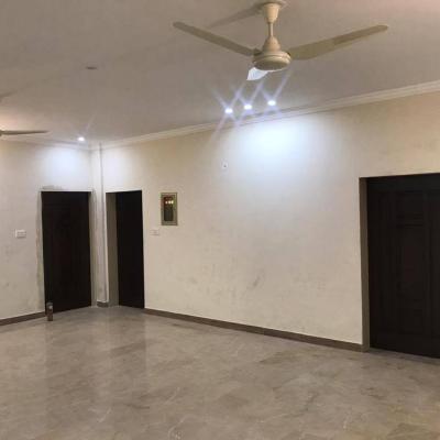 1 Kanal House For Rent In Gulberg Lahore-2