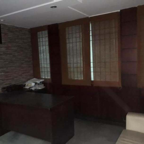 Office for Rent Available in Main Boulevard Gulberg Lahore-8