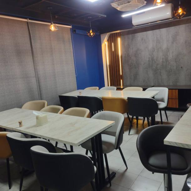 Full Furnish Office 3000 Sqft at Liberty Roundabout Facing main Boulevard Gulberg 3 Lahore-4