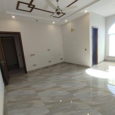 Stylish Upper Portion For Rent 1 Kanal DHA Phase 8 Lahore-9