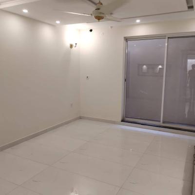 For Rent 1 Kanal House In DHA Phase 3 Lahore Near Macdonald-11