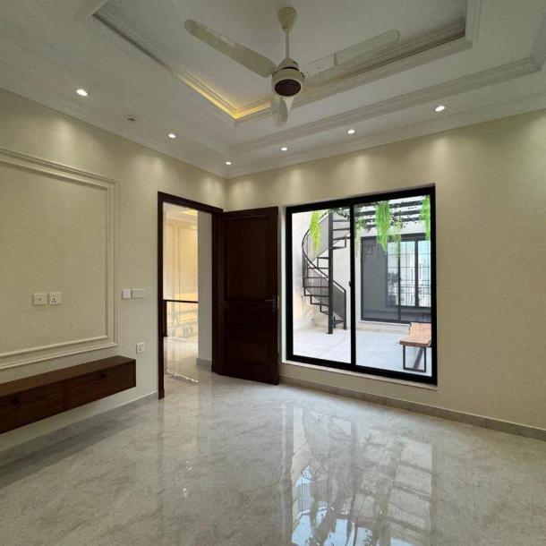 8-Marla Brand New House For Rent In DHA Phase 9 Town-7