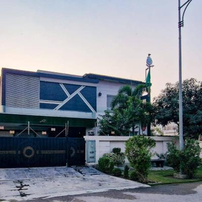 Corner 23 Marla Fully Furnished House For Sale In DHA Phase 6 H Block