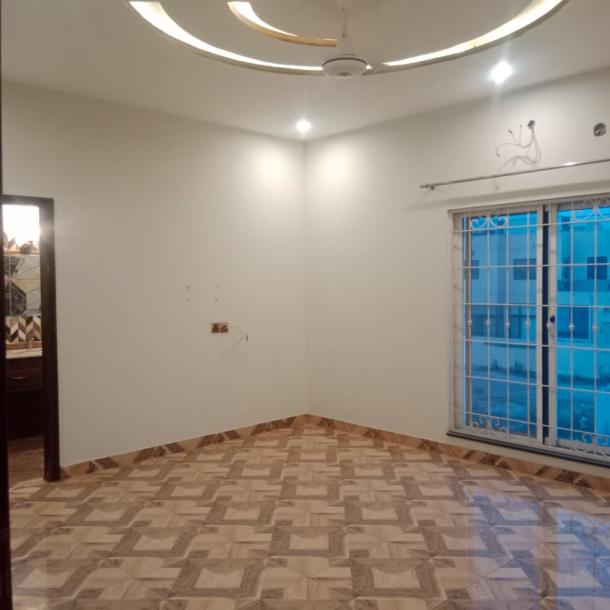 Reasonable Rent DHA 7 Lahore 1 Kanal Upper Portion For Rent-13