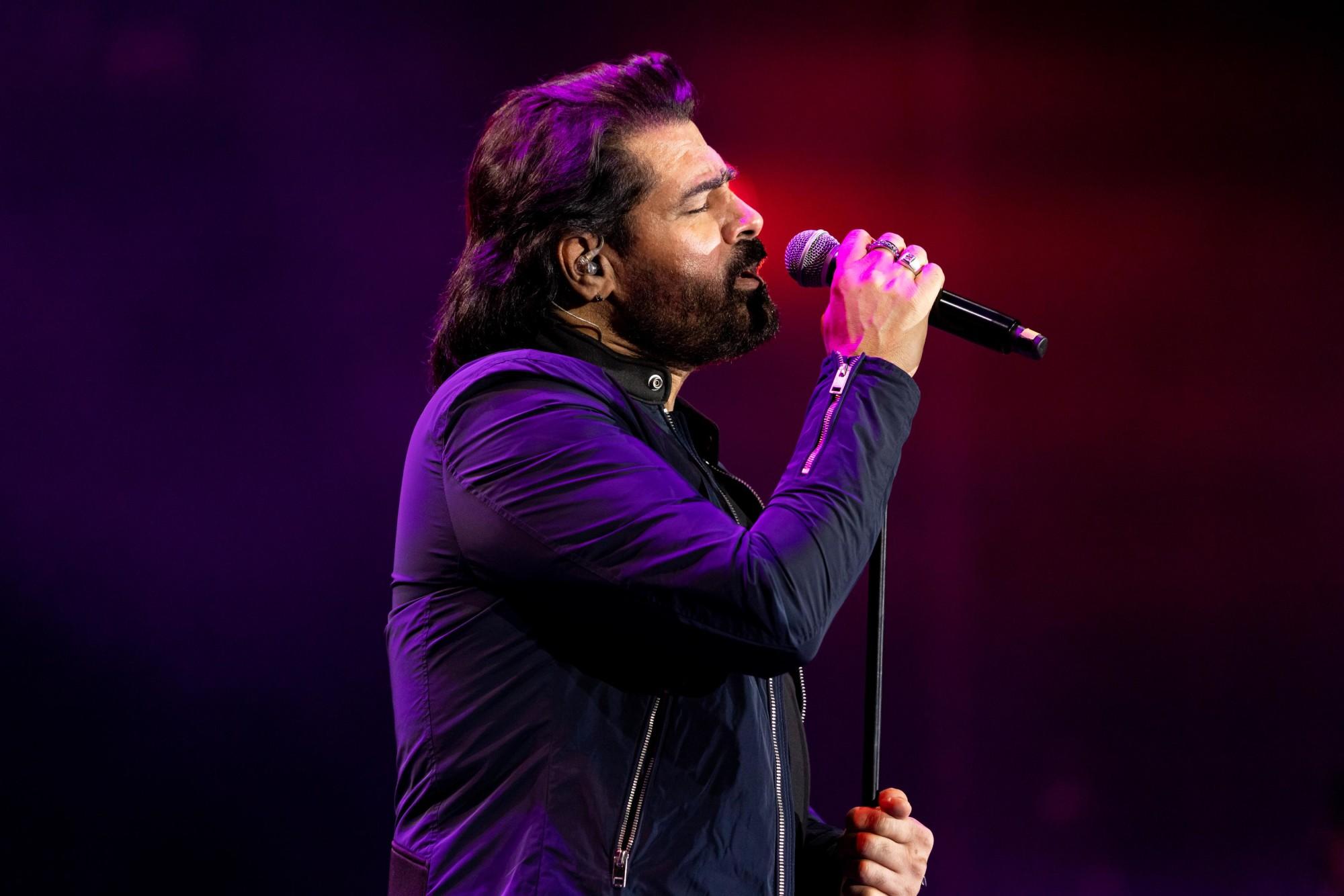 shafqat-amanat-ali-live-for-weddings-in-pakistan-1.jpg