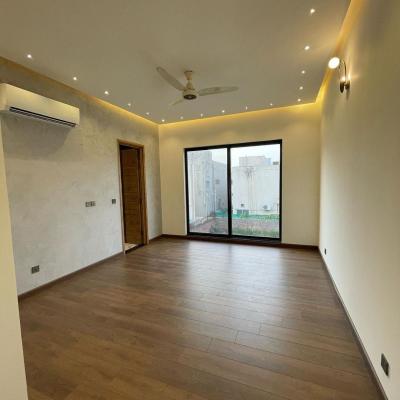 1 kanal House For sale in DHA Phase 5, Lahore Pakistan