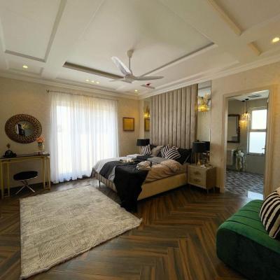 1 kanal Luxury Classical Style Furnished House For sale in DHA Phase 7